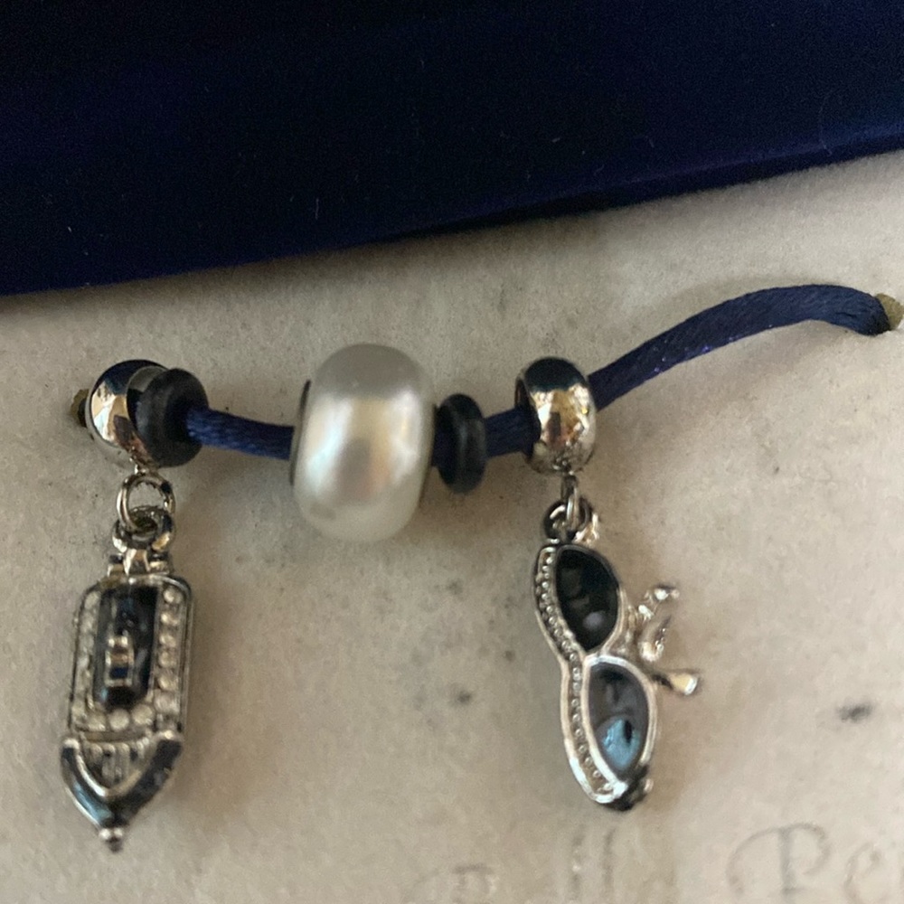Pandora like cruise ship and sunglasses beads